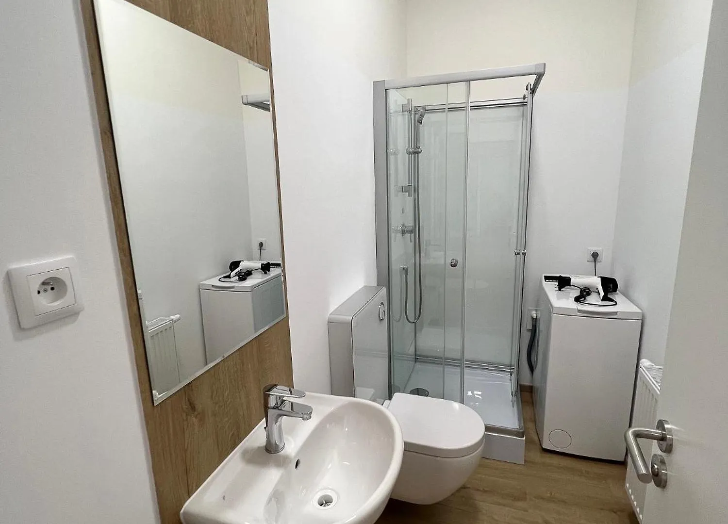 Apartment Holiday Home Prague